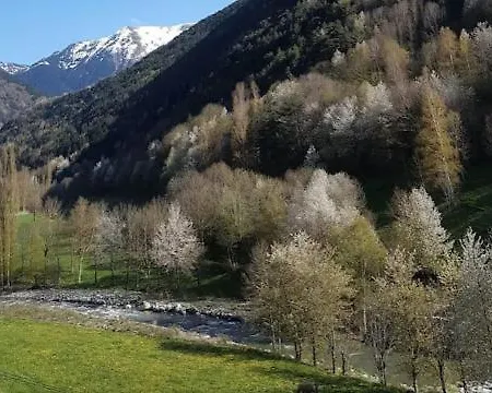 Гостевой дом Rural Ostau Era Nheuada 2*